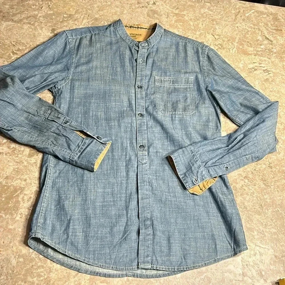 Jules stand collar denim shirt,men Small.cowboy, masculine,cotton,two tone - Picture 11 of 11